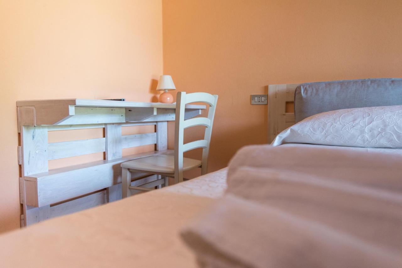 Albergo La Genzianella Miasino المظهر الخارجي الصورة